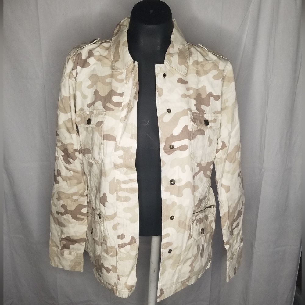NWOT Rachel Hollis Ltd. Camo Jacket Olive XS